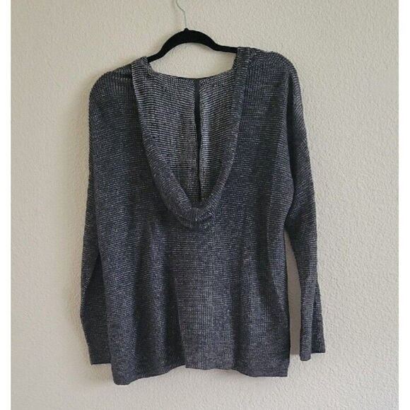 Eileen Fisher Linen Crochet V-neck Hooded Pullover Top Size XS - Picture 3 of 8